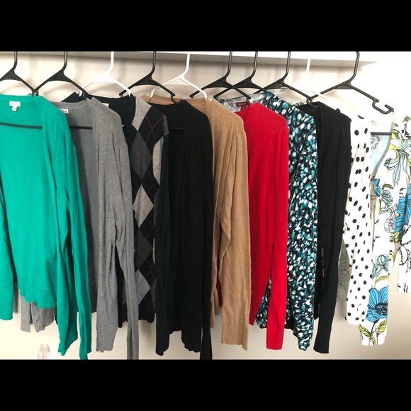Sweaters - Lot of women’s xxl cardigans.
